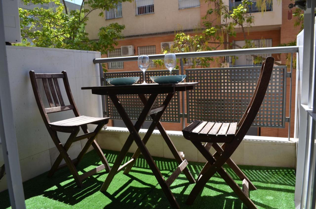 Apartamento Reformado Parking Gratis Seville Exterior photo