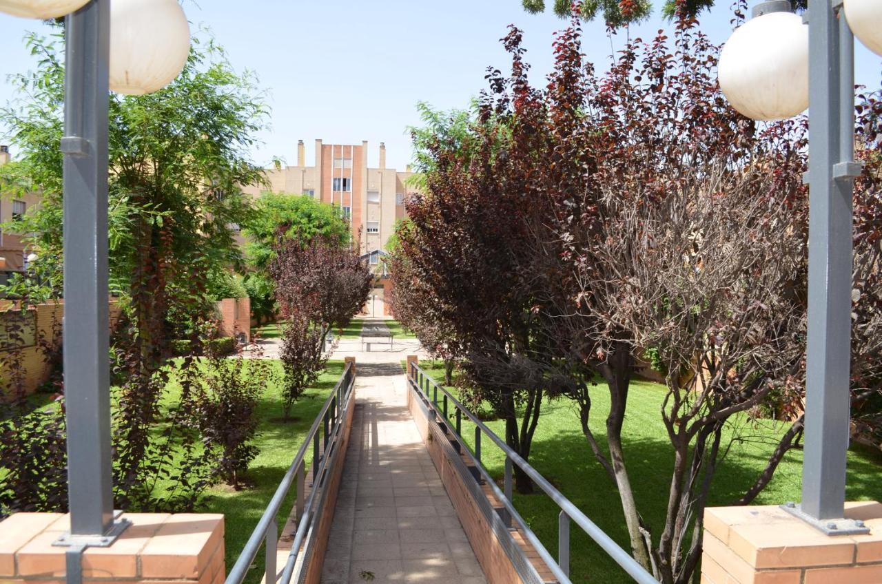 Apartamento Reformado Parking Gratis Seville Exterior photo